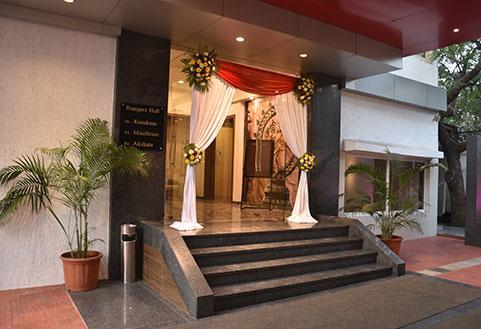 Hotel South Coast Navi Mumbai Eksteriør billede